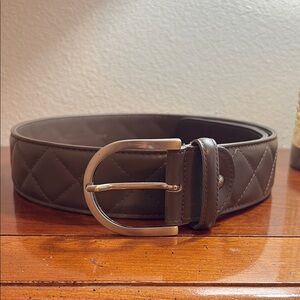 Tailored Sportsman belt— sz medium.  Brownish / grey